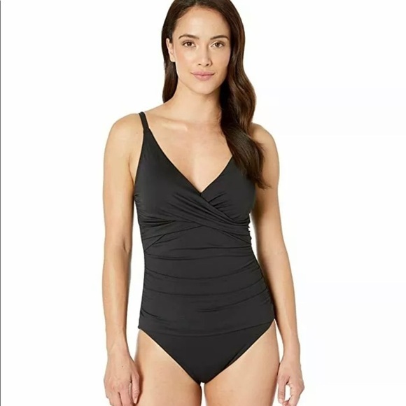 Tommy Bahama Women's Pearl One-Piece Swimsuit, Size 10 - Black slimming minimal - Picture 3 of 4